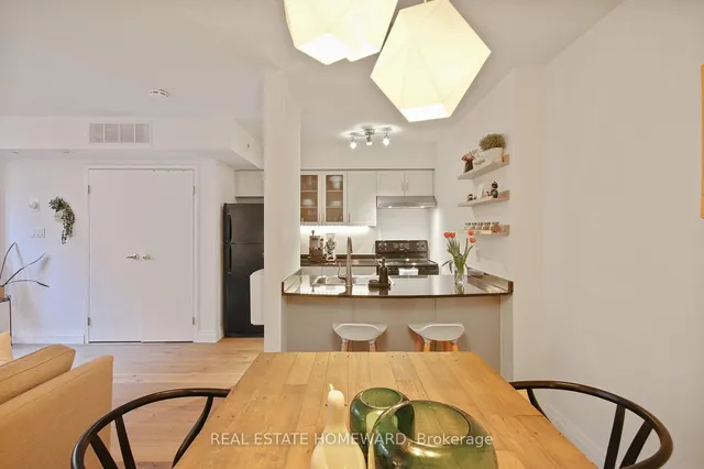 Additional image 7 of 34 Western Battery Rd Unit 429