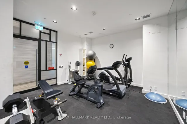 Additional image 38 of 1630 Queen St Unit 507