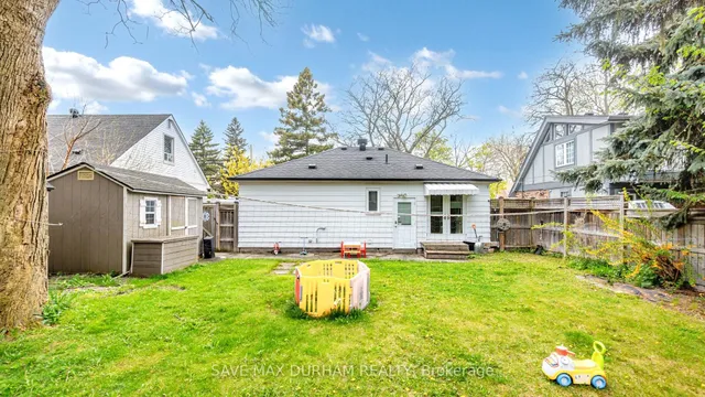 Additional image 39 of 165 Harewood Ave