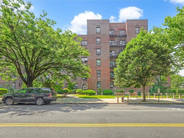 25-18 Union Street #3A, Flushing, NY 11354