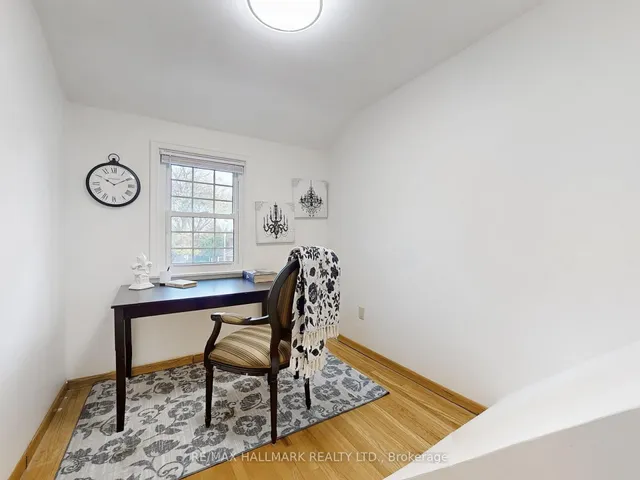 Additional image 29 of 41 Redcastle Cres