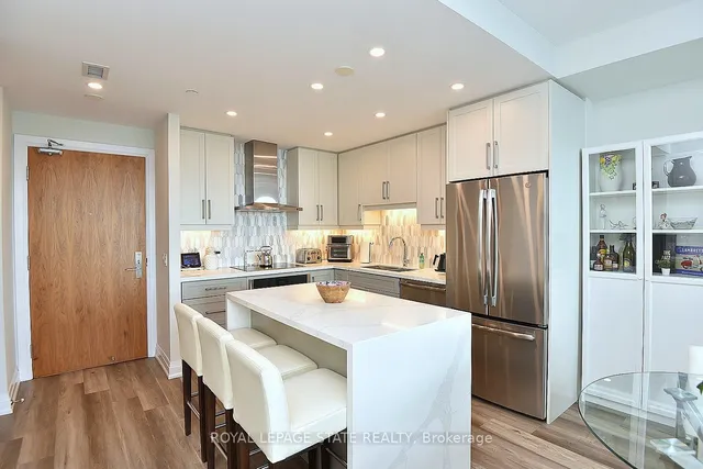Additional image 17 of 2025 Maria St Unit 1006