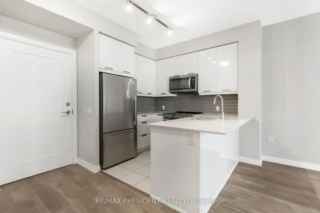 Additional image 15 of 35 Watergarden Dr Unit 717