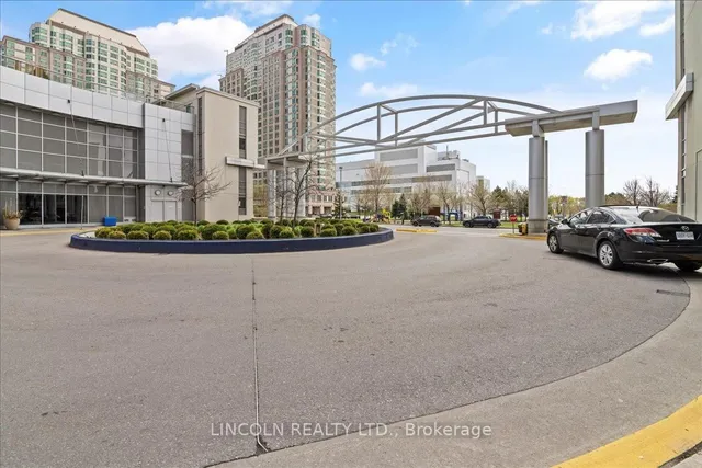 36 Lee Centre Dr Unit 815