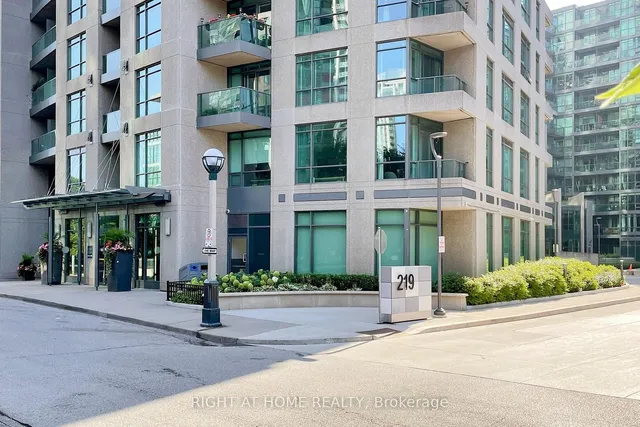 Additional image 2 of 219 Fort York Blvd Unit 2205