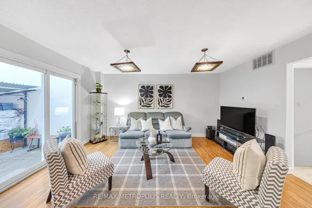 Additional image 23 of 2550 Birchmount Rd Unit 5