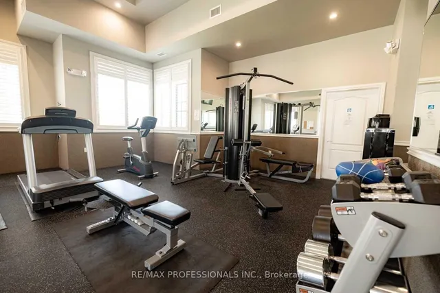 Additional image 43 of 1440 Main St Unit 108