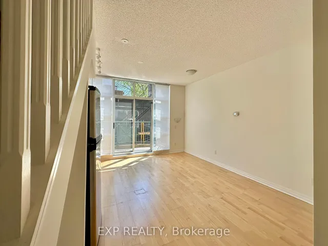 Additional image 5 of 901 Queen St Unit 201