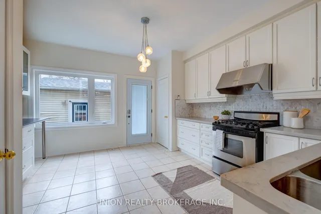 Additional image 8 of 1872 Lake Shore Blvd