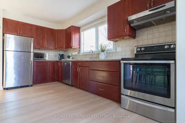 Additional image 8 of 1343 JANINA Blvd