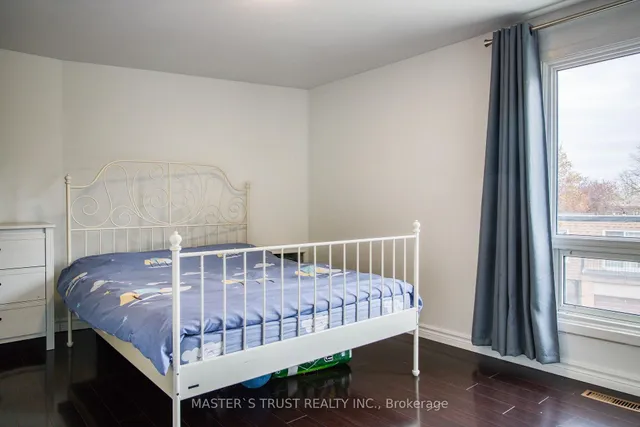 Additional image 24 of 129 Huntingdale Blvd