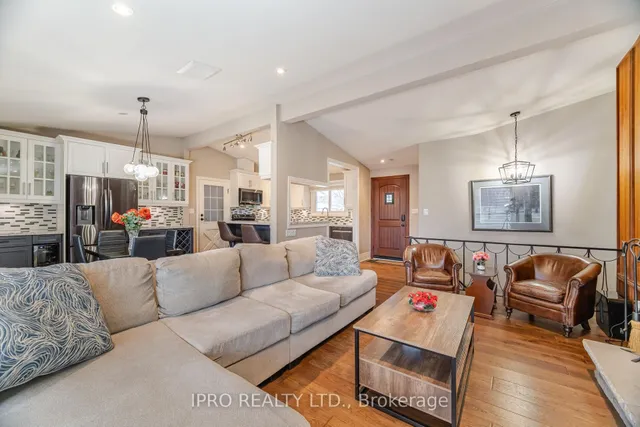 Additional image 4 of 90 Mountain Ave