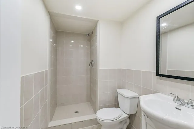 Additional image 38 of 36 Mapleshade Dr