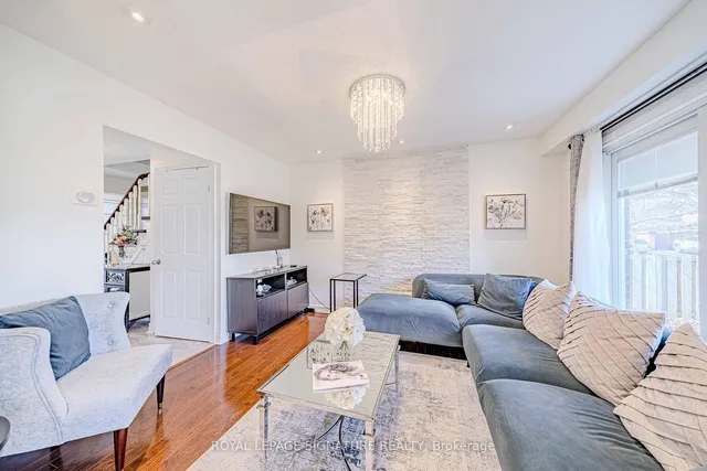 Additional image 3 of 2 Summertime Crt