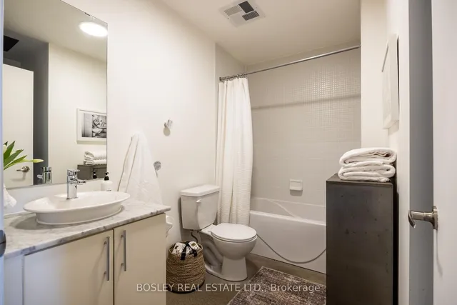 Additional image 16 of 369 Sorauren Ave Unit 308