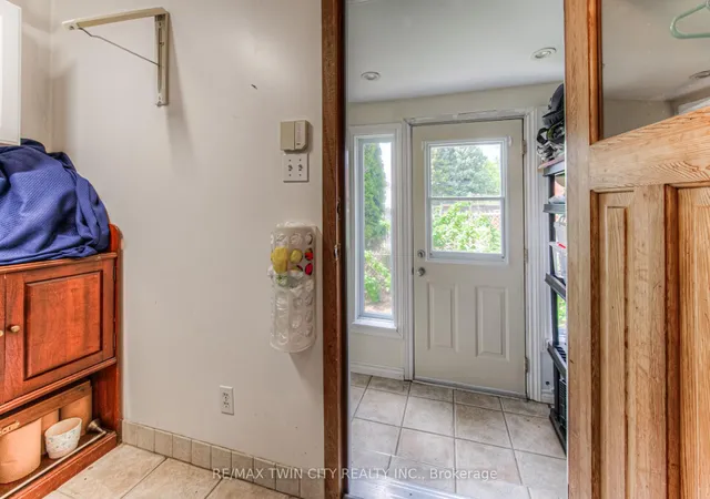 Additional image 19 of 92 Pinehurst Cres