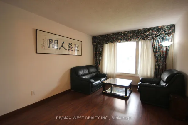 Additional image 10 of 73 Hullrick Dr