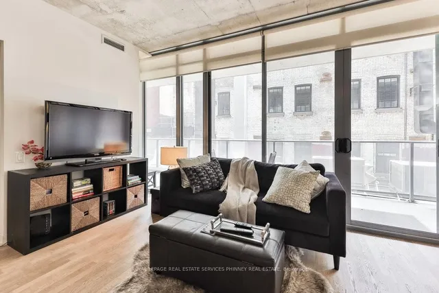 Additional image 11 of 650 King St Unit 207