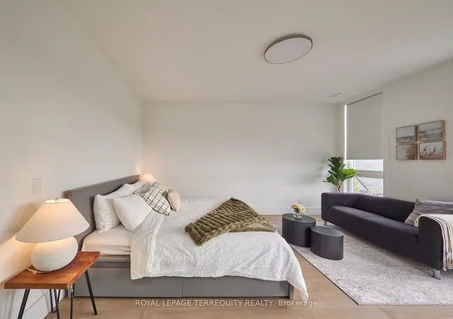 Additional image 35 of 81 Falstaff Ave