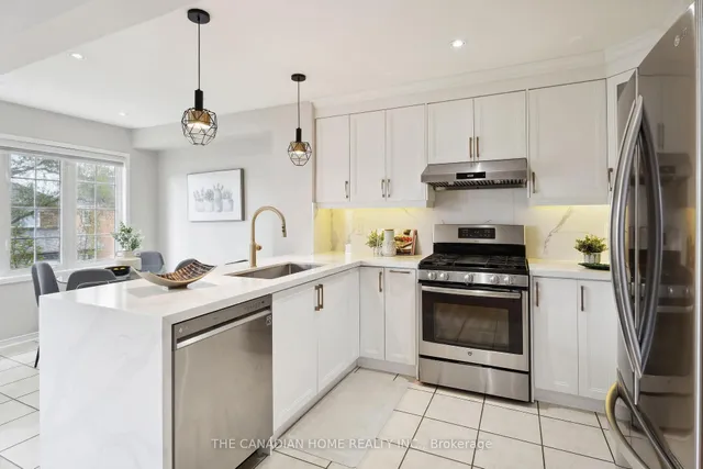 Additional image 18 of 1193 CHAPMAN Cres