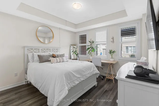 Additional image 30 of 975 Whitlock Ave Unit 23