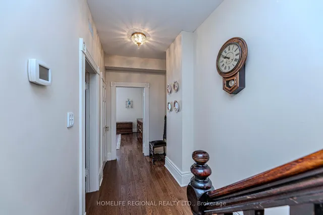 Additional image 37 of 236 Dovercourt Rd