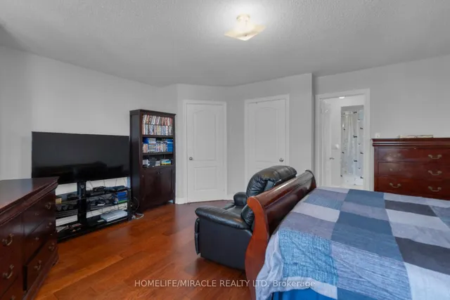 Additional image 29 of 18 Hartwell Gate