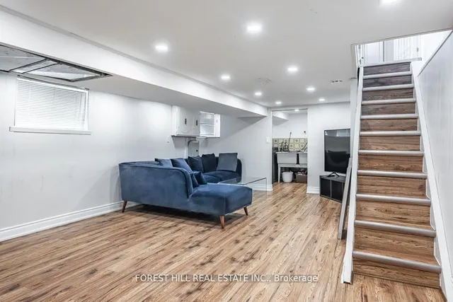 Additional image 29 of 84 Earlscourt Ave