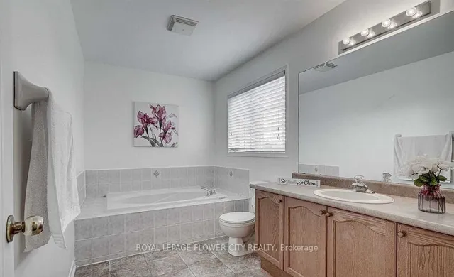 Additional image 17 of 35 Legend Lane