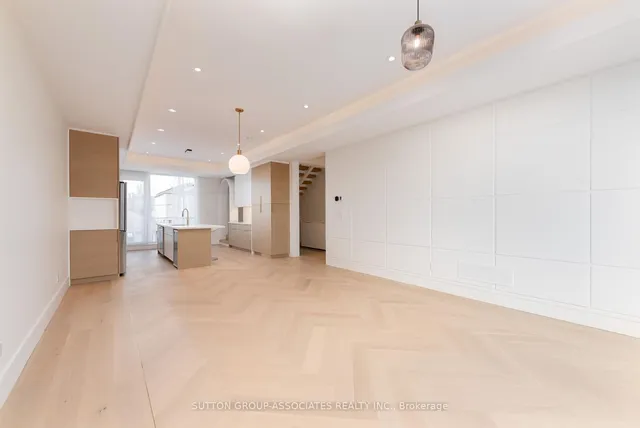 Additional image 6 of 33 Lanark Ave