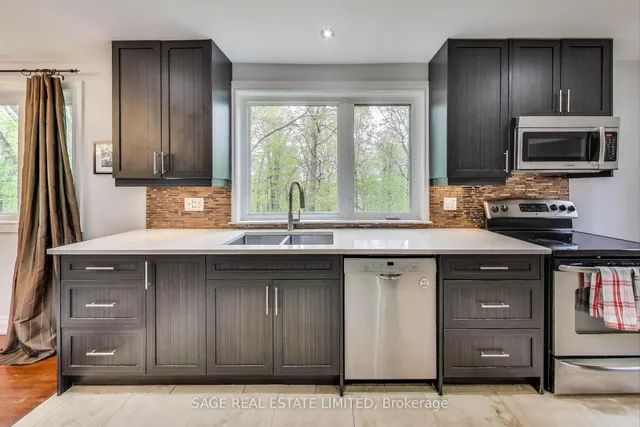 Additional image 13 of 10 Overbrook Pl