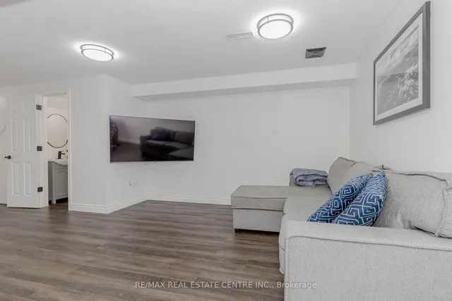 Additional image 37 of 1526 Lancaster Dr Unit 123