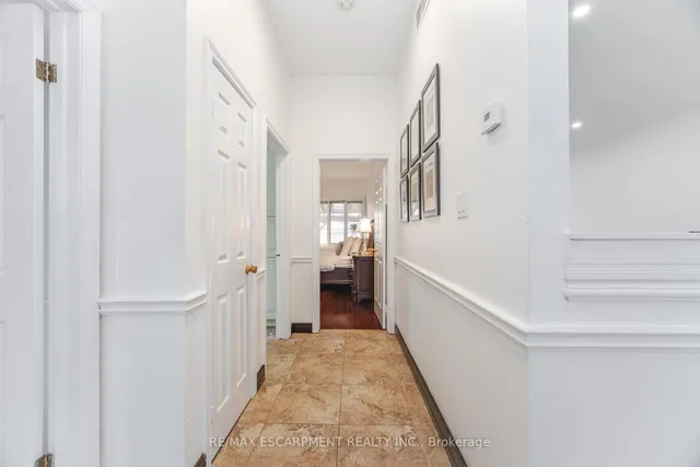 Additional image 5 of 31 Ingrid Crt