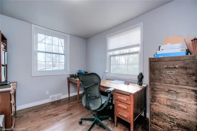 Additional image 11 of 540 Bridgeport Rd