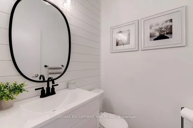 Additional image 13 of 590 North Service Rd Unit 74