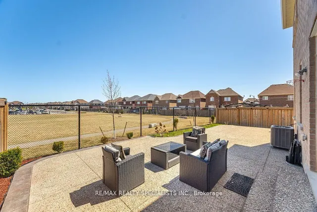 Additional image 45 of 52 Abercrombie Cres