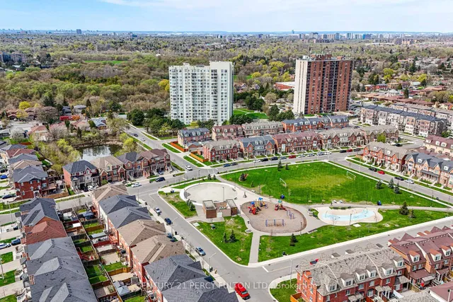 Additional image 41 of 3077 Weston Rd Unit 2009