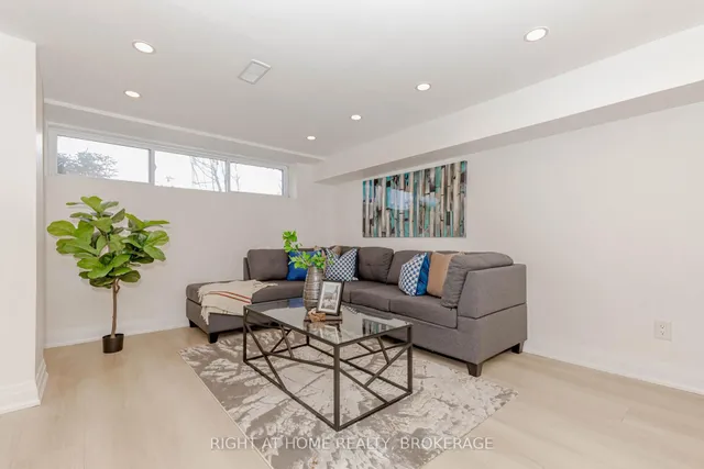 Additional image 32 of 96 Avondale Blvd