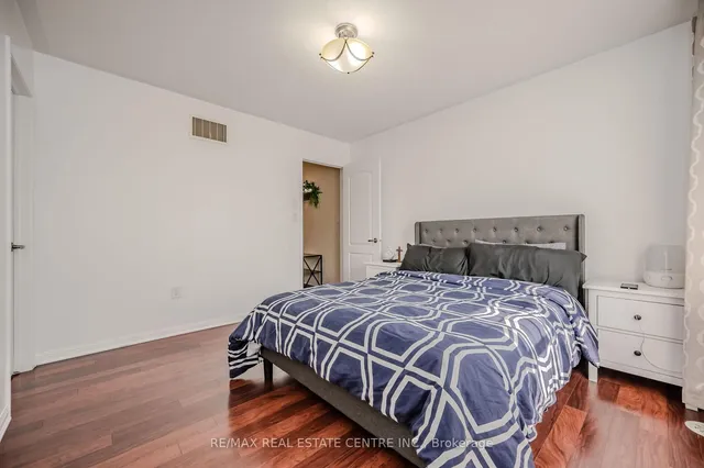 Additional image 15 of 47 Vanhorne Clse