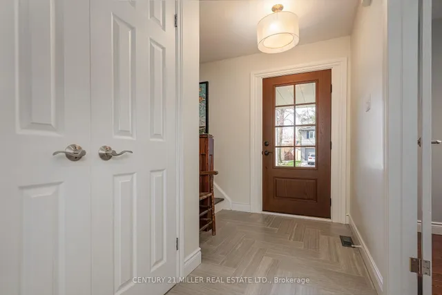 Additional image 3 of 411 Canterbury Cres