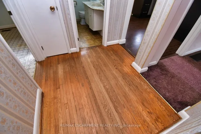 Additional image 17 of 914 Francis Rd