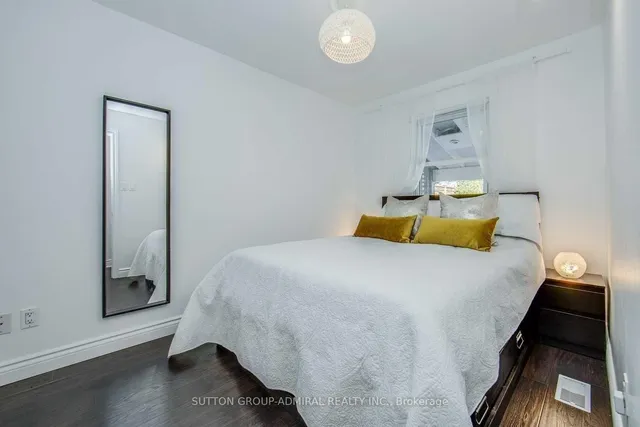 Additional image 13 of 53 Rhodes Ave