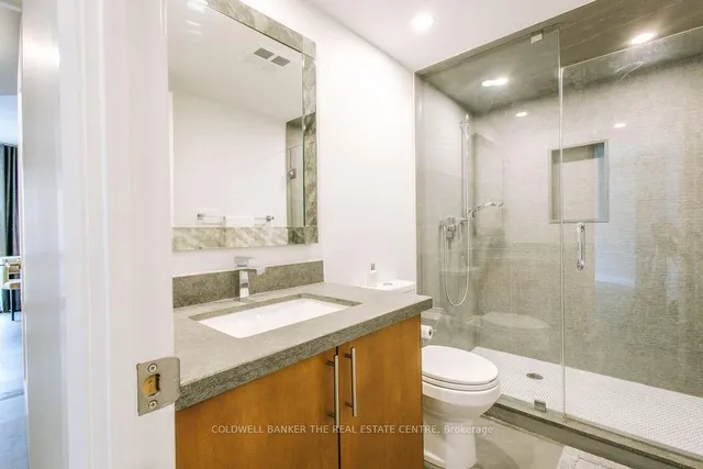 Additional image 17 of 1001 Bay St Unit 303