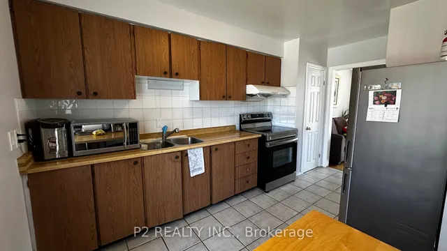 Additional image 13 of 25 Gosford Blvd Unit 22