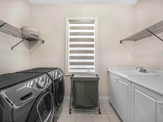 Additional image 34 of 37 Lyle Way