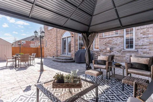 Additional image 45 of 49 Supino Cres