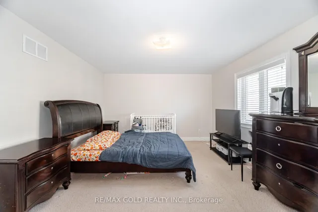 Additional image 19 of 40 Vespahills Cres