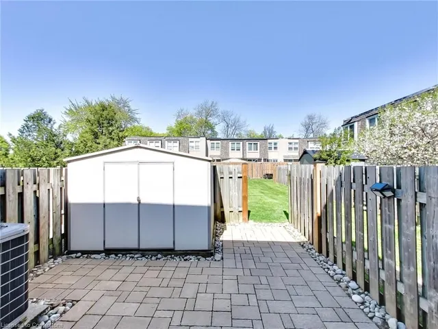 Additional image 40 of 153 Limeridge Rd Unit 16