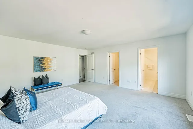 Additional image 23 of 462 Violet Gate