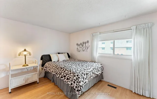 Additional image 21 of 74 Dutch Myrtle Way